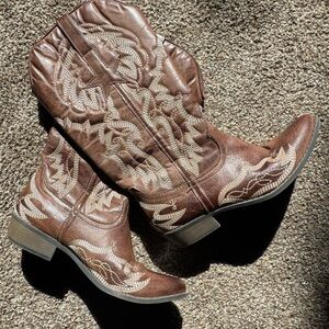 Coconuts by Matisse Brown Heeled Boots